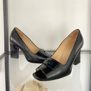 Vintage Gucci 90’s Leather Plat Form Pumps